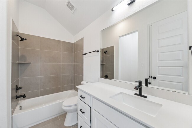 Building Photo - 2907 Tanager Trace