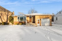 Building Photo - 645 Justina St