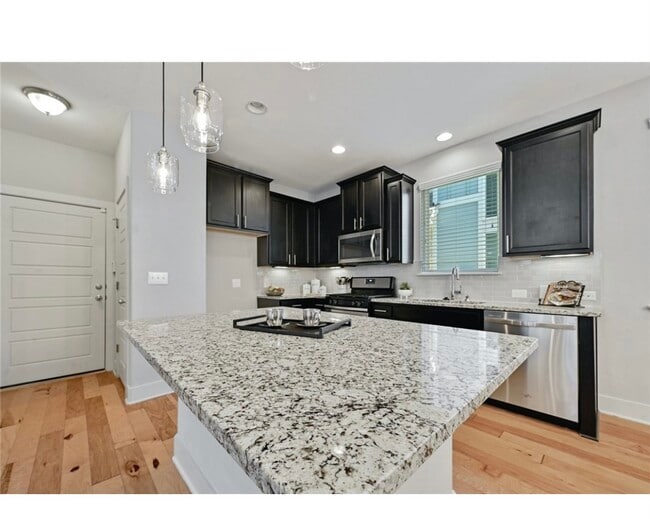 Building Photo - 7403 Kulmala Ln