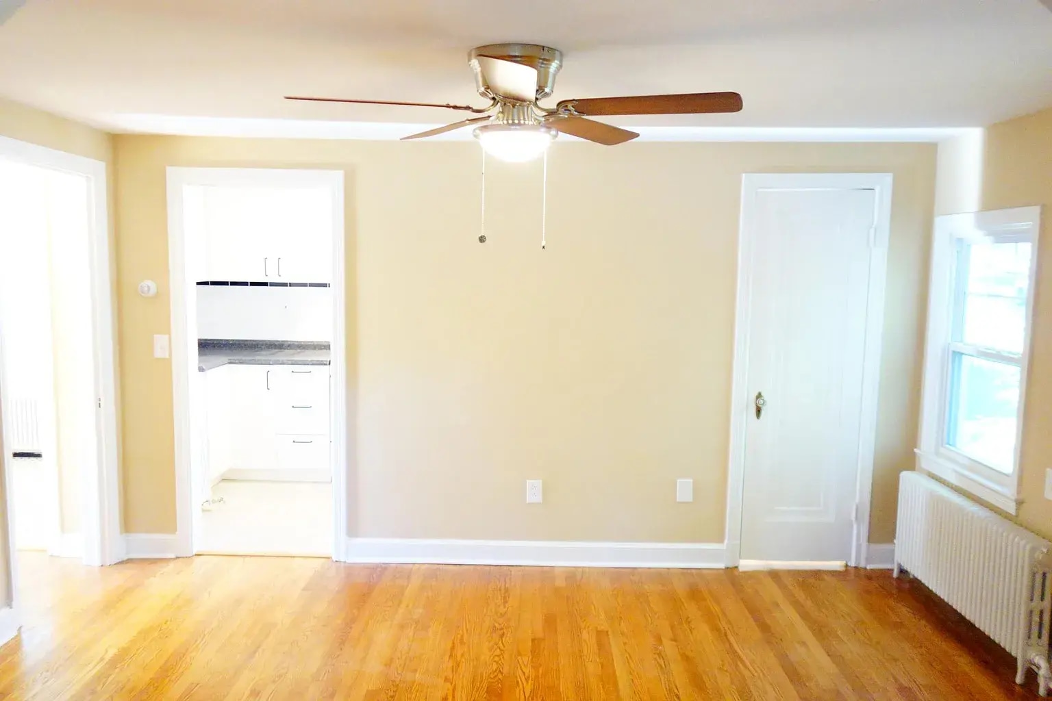 Building Photo - 910 Kennebec Ave