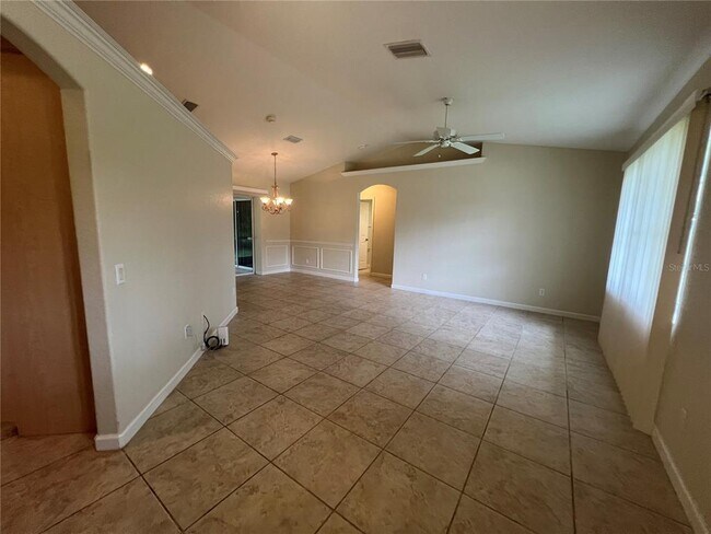 Building Photo - 1651 S Cranberry Blvd
