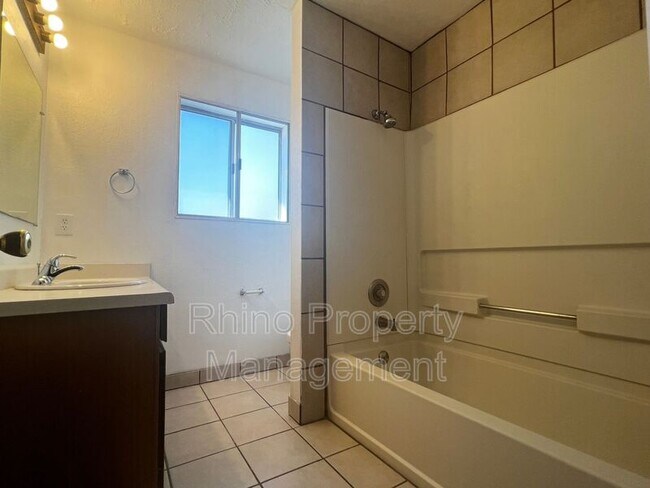 Building Photo - 449 N 1465 W