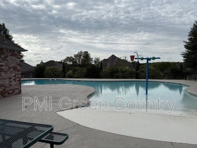 Building Photo - 3710 West 108th Ct S