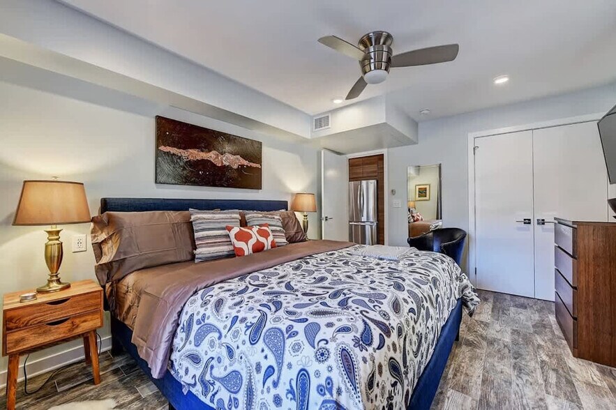 Building Photo - 510 Queens Rd