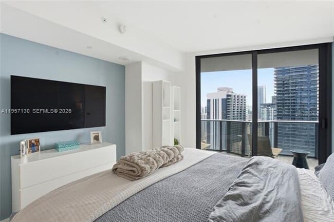 Building Photo - 801 S Miami Ave