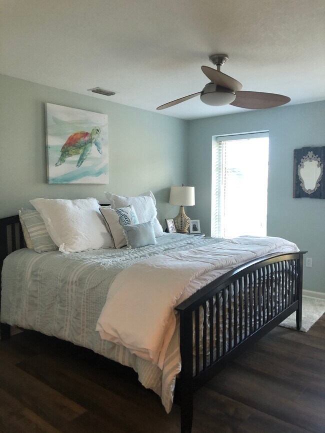 Building Photo - 770 Harbor Blvd