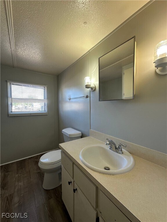 Building Photo - 7891 Suncoast Dr