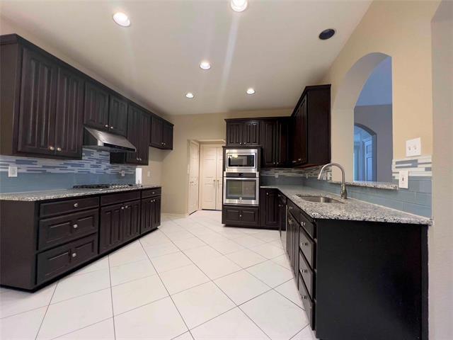 Building Photo - 8628 Forest Glen Dr