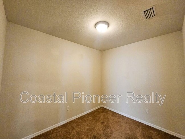 Building Photo - 6302 Magnolia Park Blvd