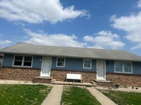 Building Photo - 410 Frorer Ave