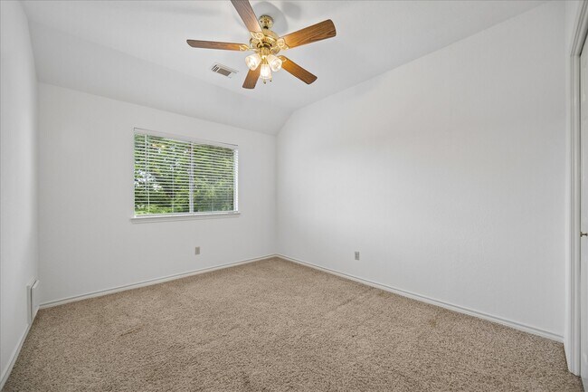 Building Photo - 16715 Colony Terrace Dr