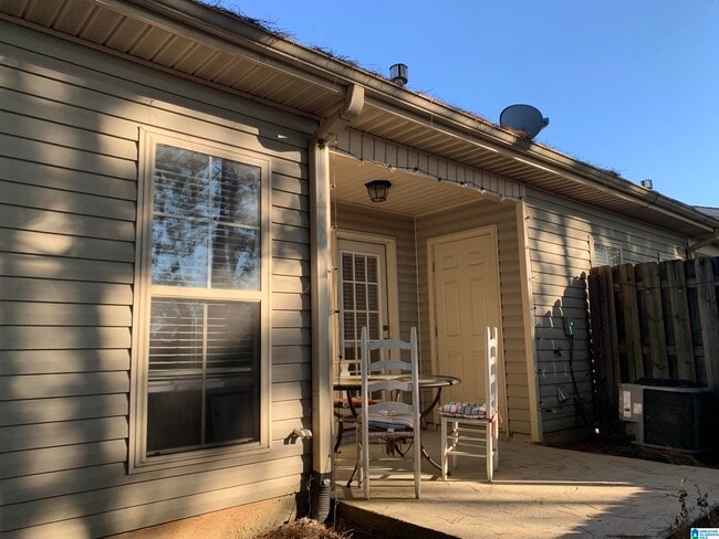 Building Photo - 5639 Colony Ln
