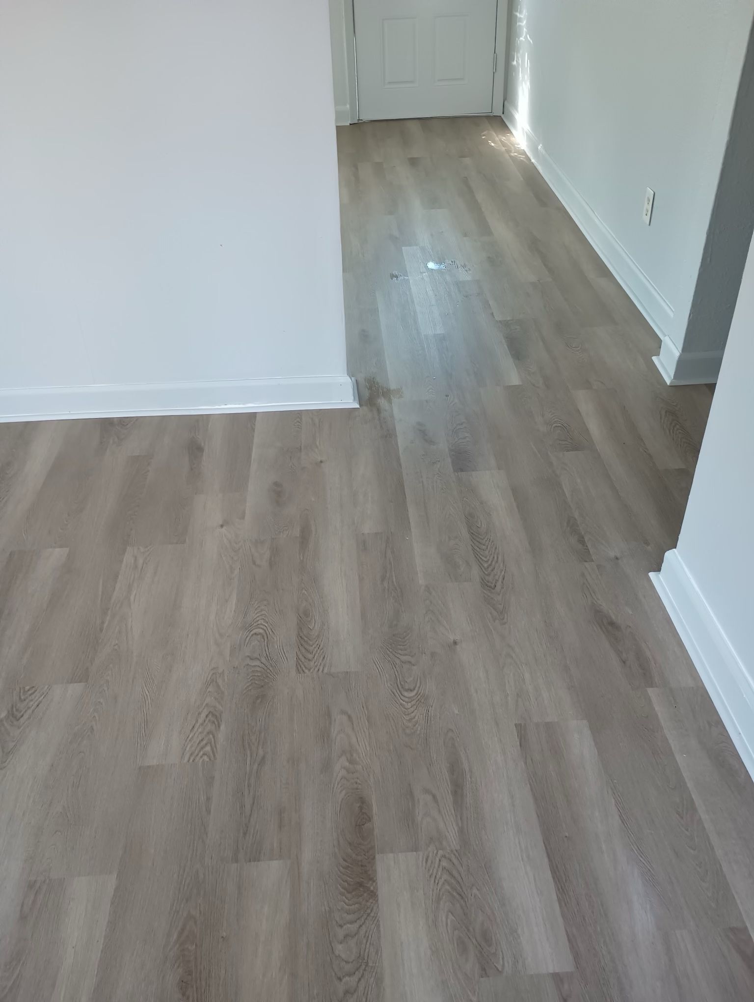 Building Photo - 113 W Ash St