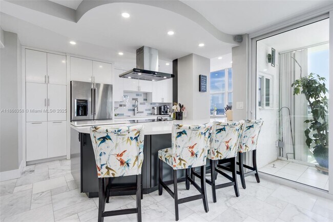 Building Photo - 1200 S Ocean Blvd