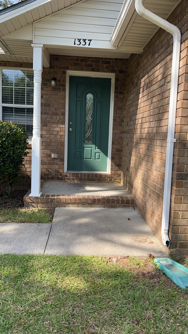 Building Photo - 1337 Loblolly Dr