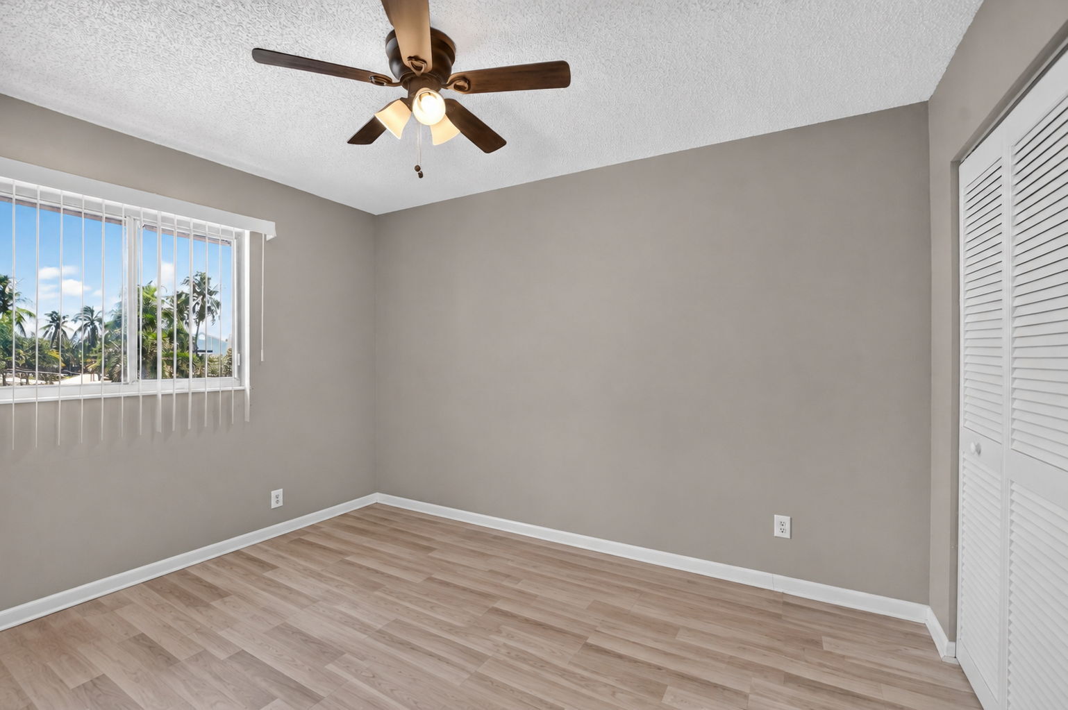 Building Photo - 5314 Sapphire Vly