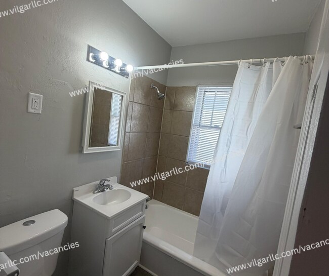 Building Photo - Newly Renovated 2-Bedroom • 1-Bathroom Home