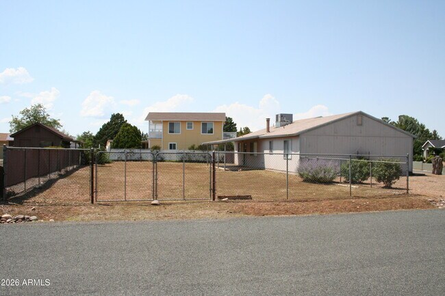 Building Photo - 8901 E Waco Ct