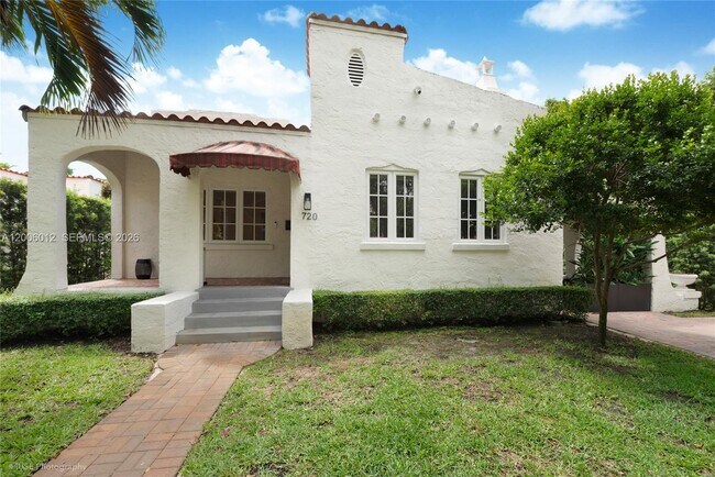 Building Photo - 720 Minorca Ave
