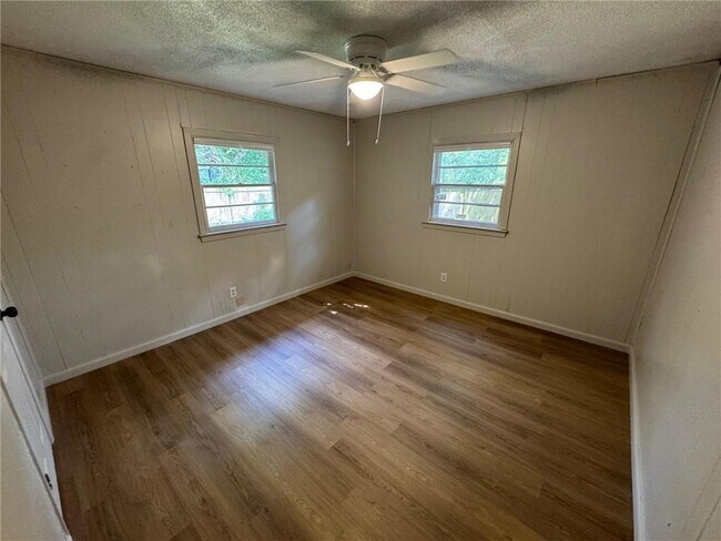Building Photo - 3701 Martha Ct