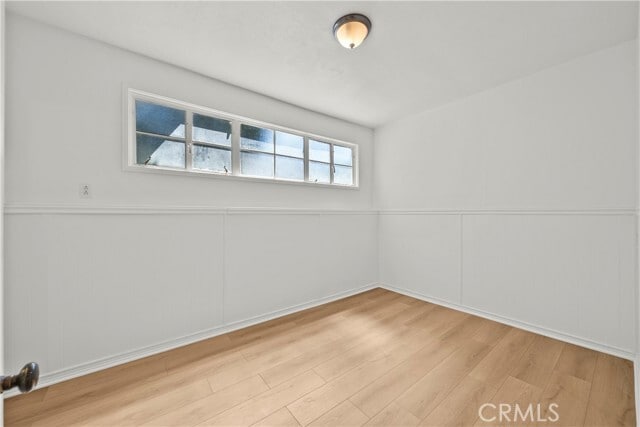 Building Photo - 523 Meadows Dr