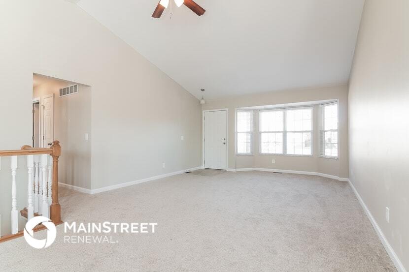 Building Photo - 3064 Laurel Village Cir