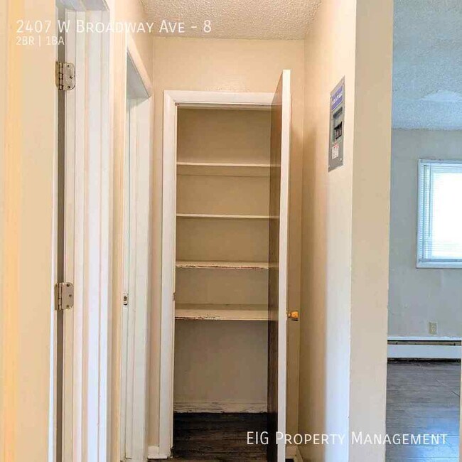 Building Photo - Available 6/20/2024