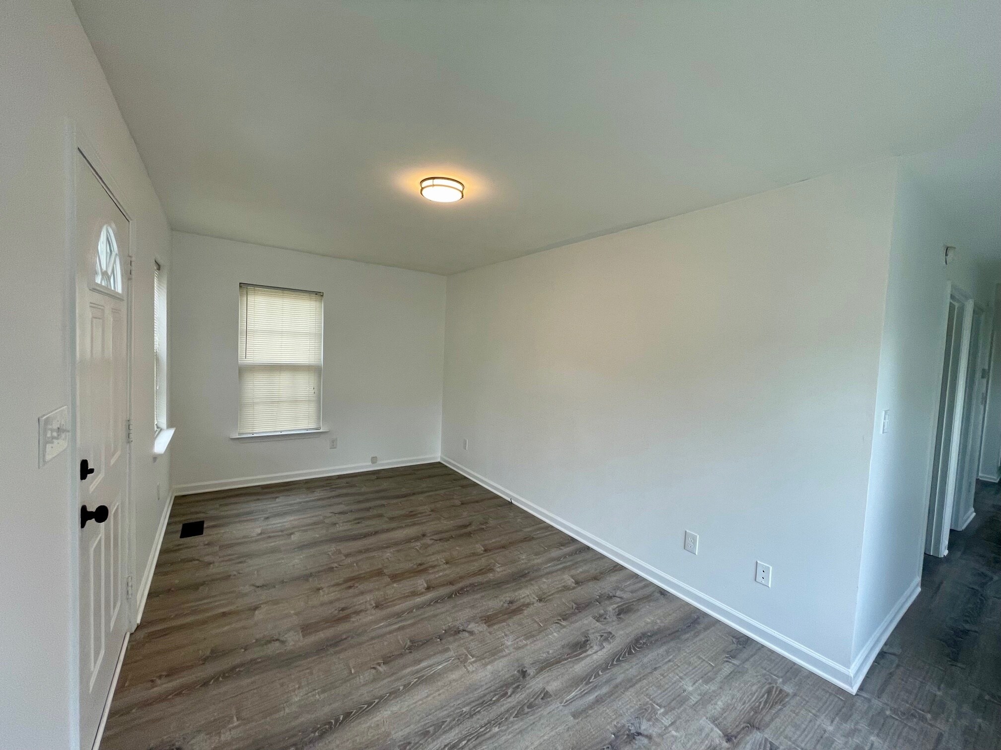 Building Photo - 1202 S 8th St