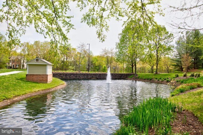 Building Photo - 2503 Amber Orchard Ct W