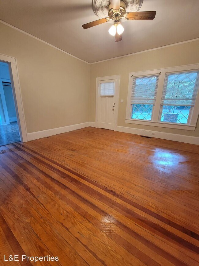 Building Photo - 3 br, 1 bath House - 12715 Moores Chapel Road