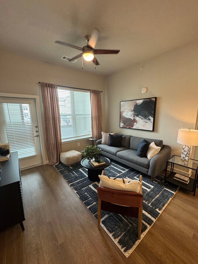 Building Photo - 3601 James Pitts Dr