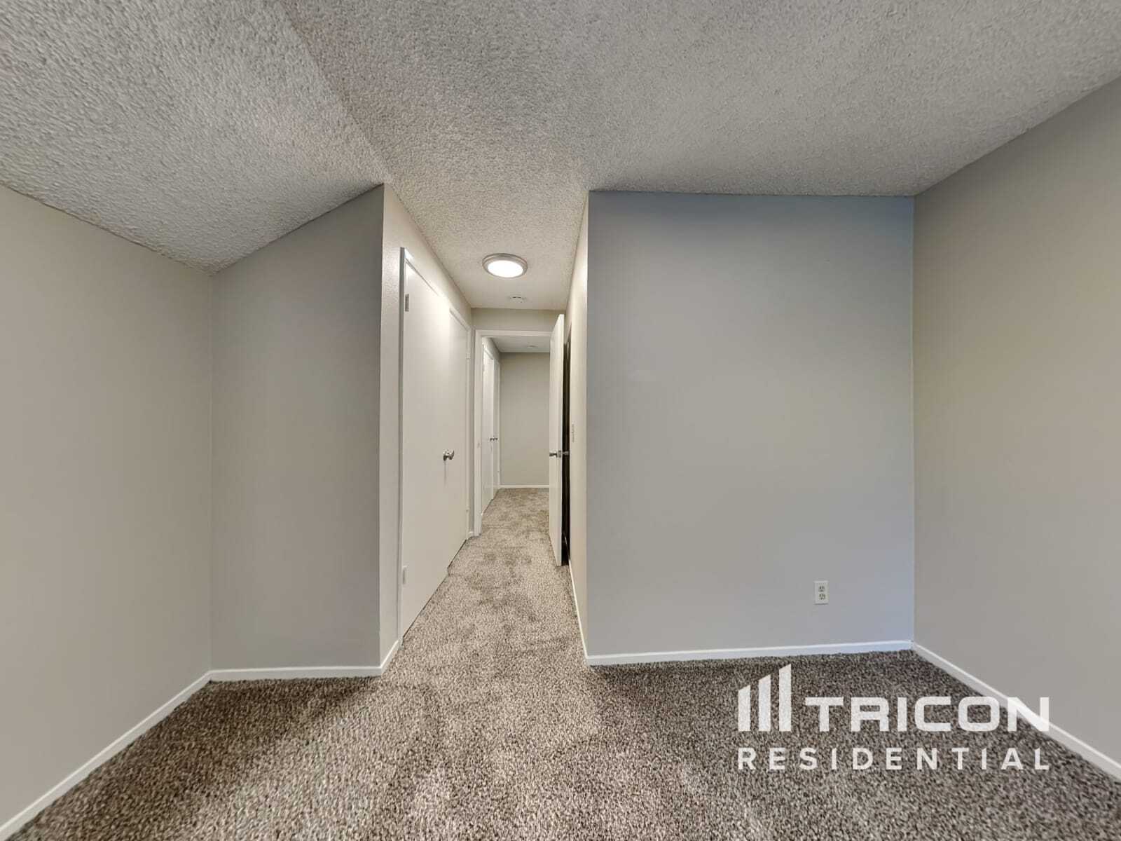 Building Photo - 2878 Goldy Way