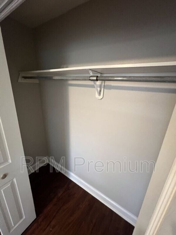 Building Photo - 41158 2nd Colonial St