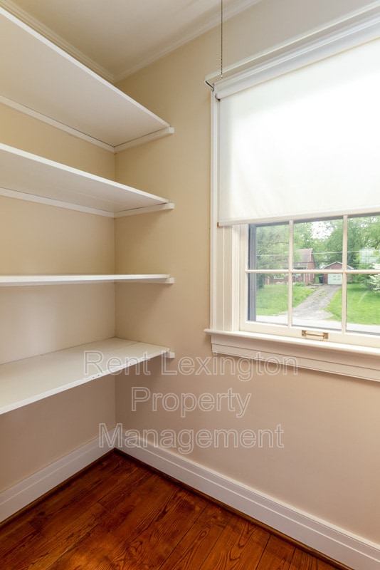 Building Photo - 149 Westgate Dr