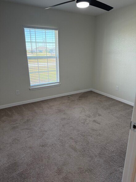 Bedroom #3 - 2120 NW 18th Ave