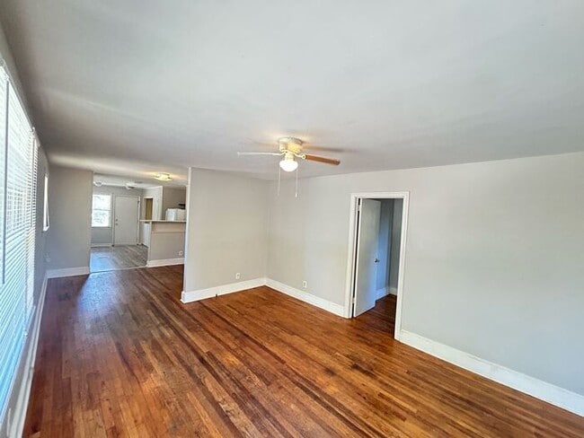Building Photo - Rosewood