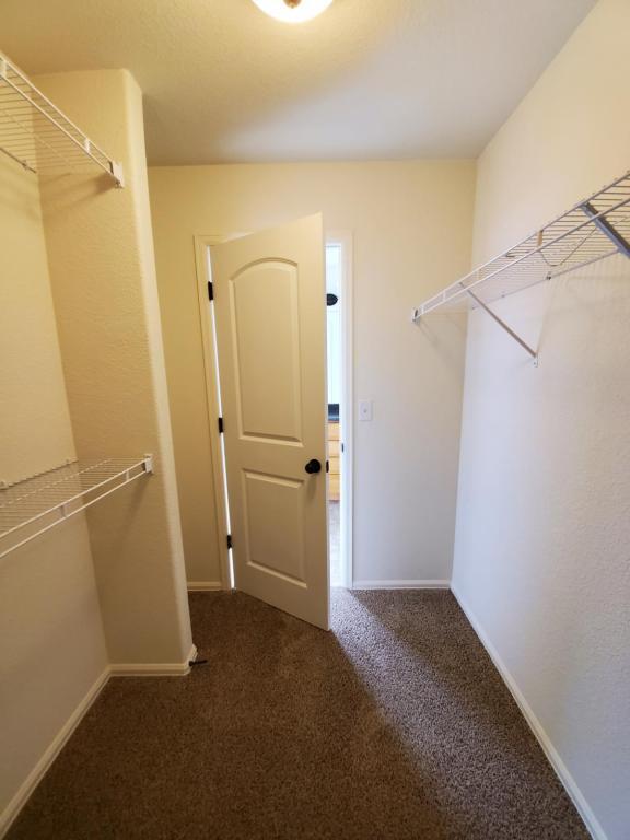 Building Photo - 1040 Mount Oxford Ave