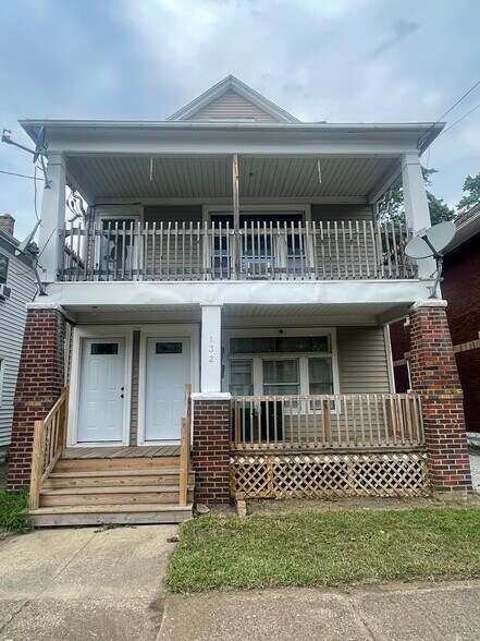 Building Photo - 132 E 31st St