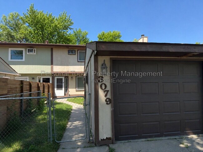 Building Photo - 3079 22nd St S