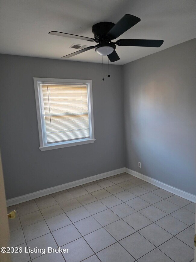 Building Photo - 5610 Rustic Way
