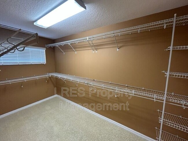 Building Photo - 314 Canyon Stone Cir