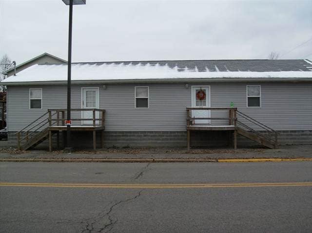 Primary Photo - 502-504 Main Ave