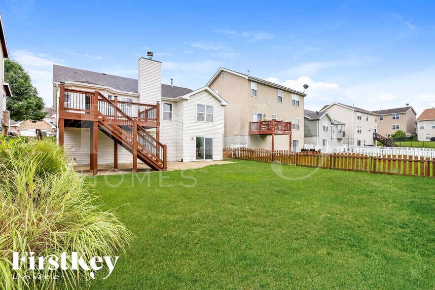 Building Photo - 121 Brookfield Blvd