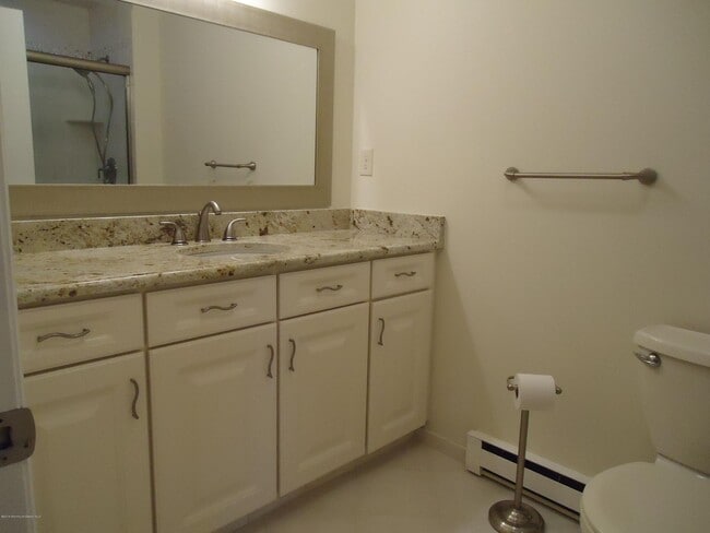 Building Photo - 142 Cross Slope Ct