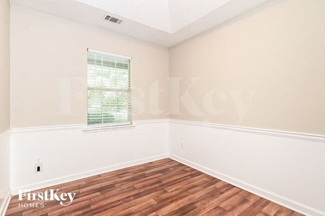 Building Photo - 130 Dunwick Ln