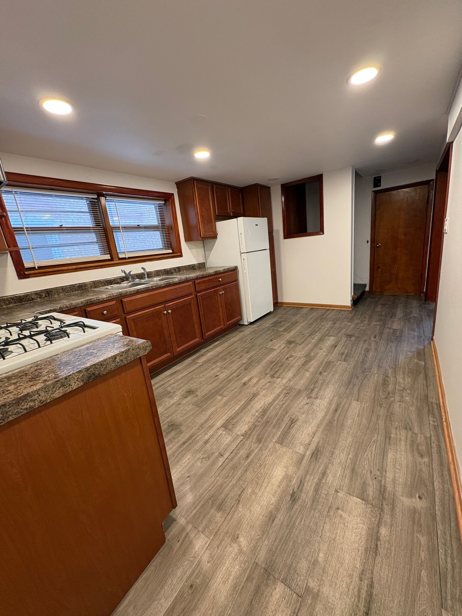 Building Photo - 5370 N Central Ave