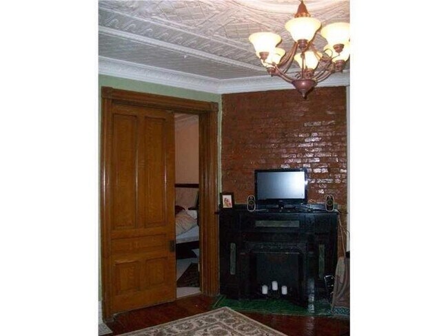Building Photo - 239 Lehigh Ave