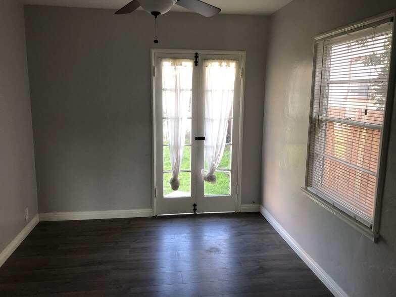 Dining room - 1950 Cedar Ave