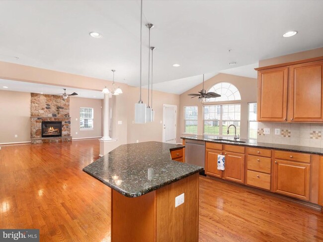 Building Photo - 1213 Heartland Ct
