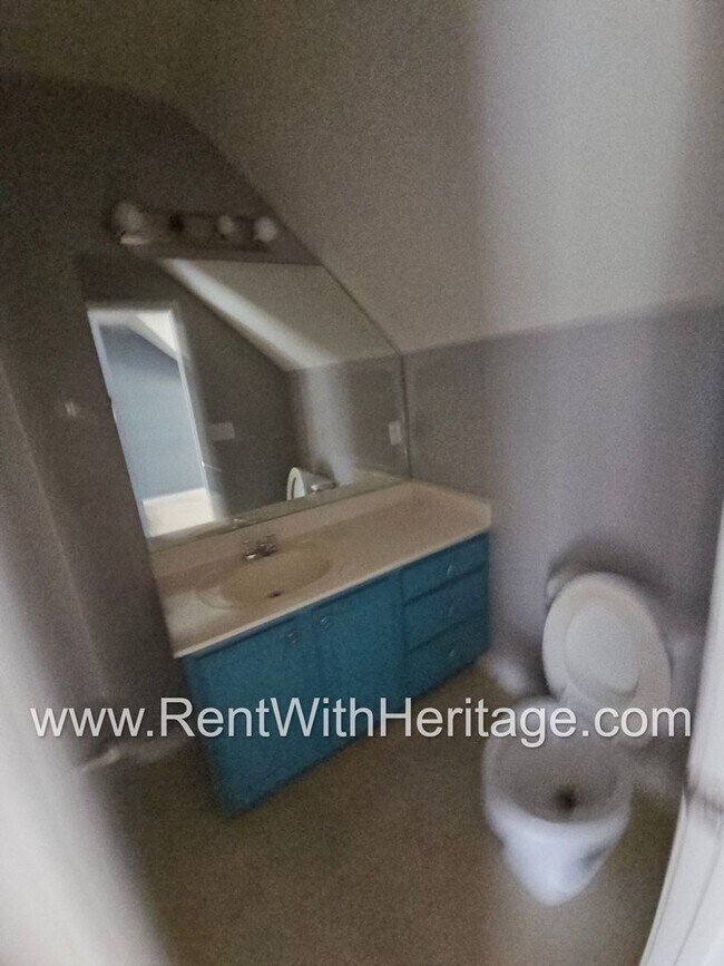 Building Photo - Gorgeous 4bd/ 2.5 Bath / Attention to Detail / Popular Menlow Station / Swim/ Tennis/ Direct Acce...